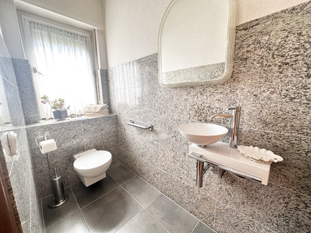 G�ste-WC Bungalow Wegberg