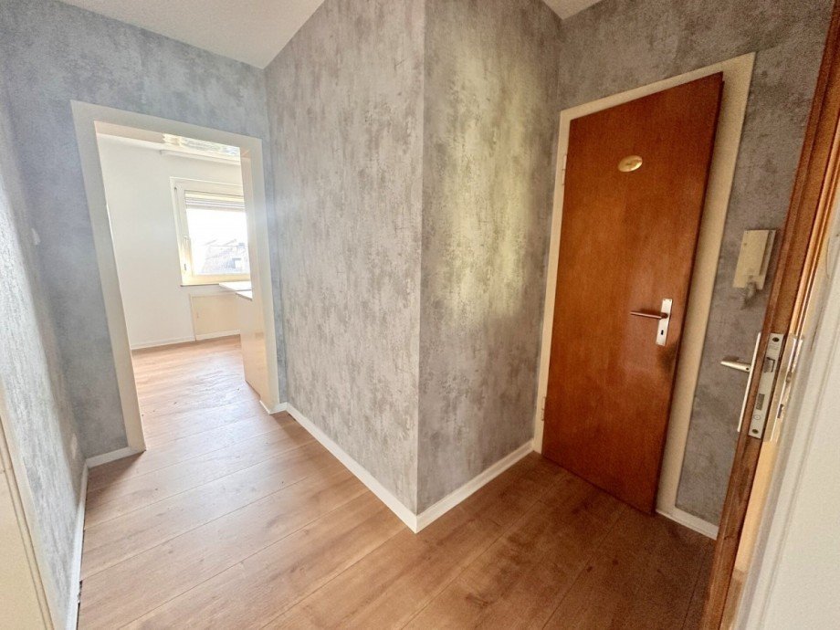 Diele 2.OG Mehrfamilienhaus M�nchengladbach