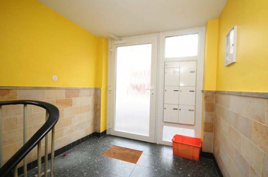 HAUSFLUR Etagenwohnung M�nchengladbach