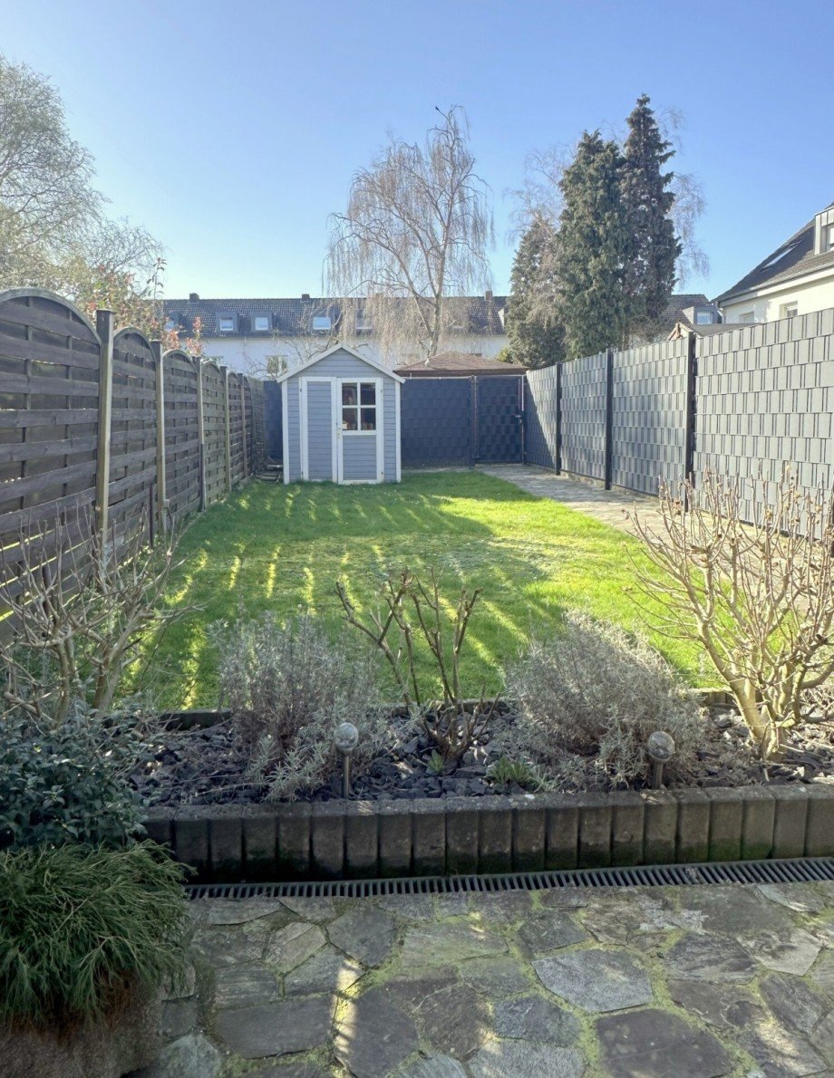 Blick durch den Garten Reihenmittelhaus Viersen