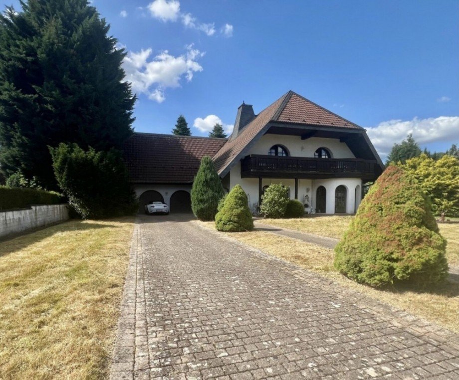 Au�enansicht Villa M�nchengladbach
