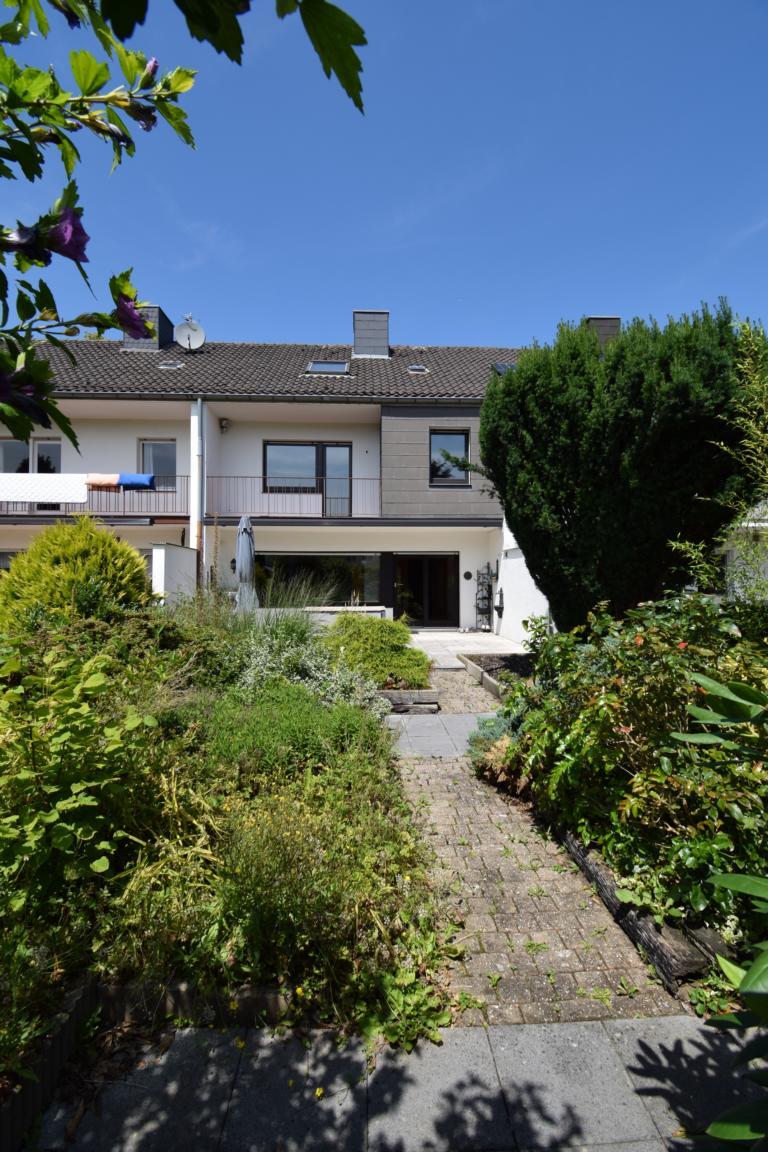 R�ckansicht Reihenmittelhaus M�nchengladbach