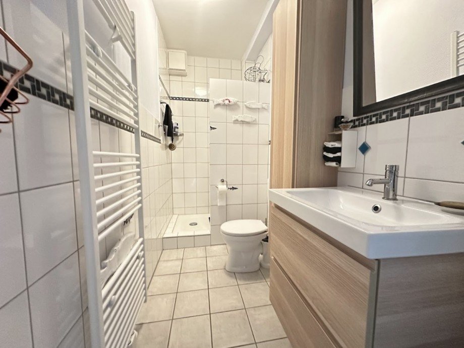 20. Bad 1 EG Mehrfamilienhaus M�nchengladbach