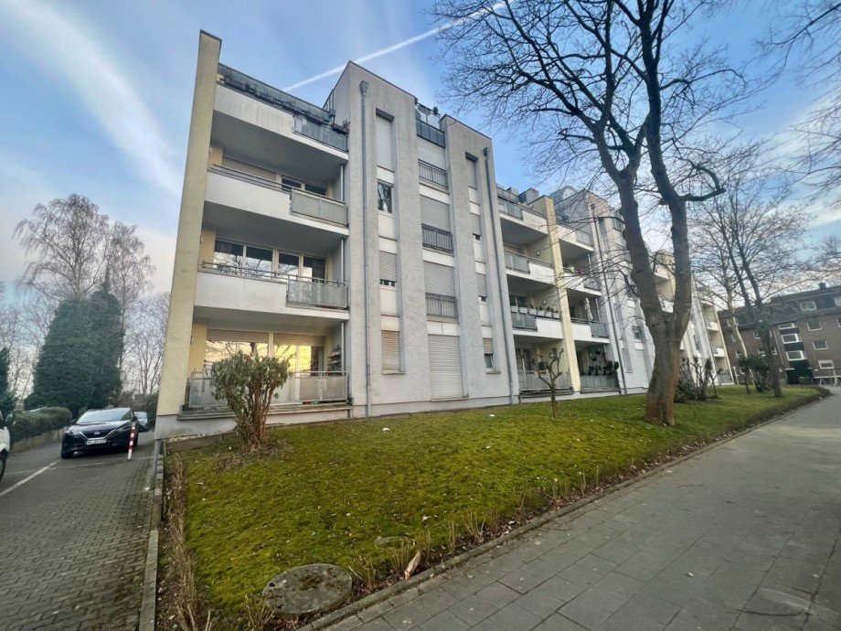 Vorderansicht Etagenwohnung M�nchengladbach