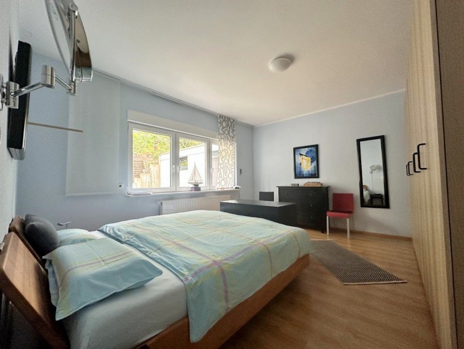 18. Schlafzimmer 1 EG Mehrfamilienhaus M�nchengladbach