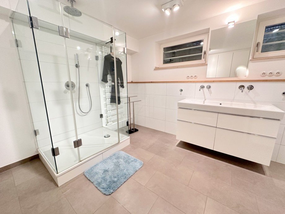 mit Dusche Villa M�nchengladbach