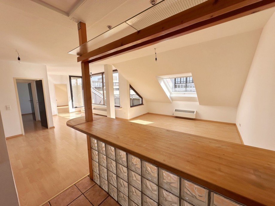 Theke Dachgeschosswohnung M�nchengladbach