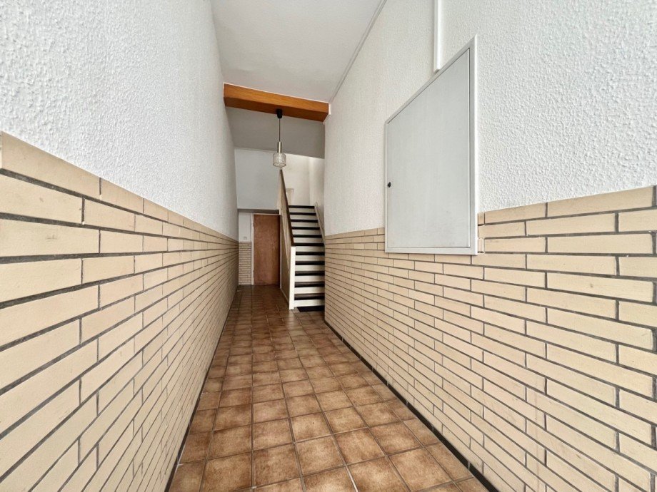 Gepflegter Eingangsbereich Zweifamilienhaus M�nchengladbach