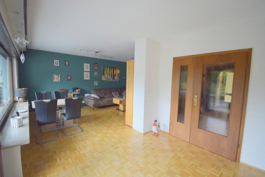 Wohn-Esszimmer Reihenmittelhaus M�nchengladbach