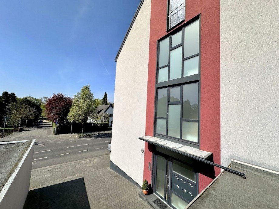 47. direkt gegen�ber Beller Park Mehrfamilienhaus M�nchengladbach