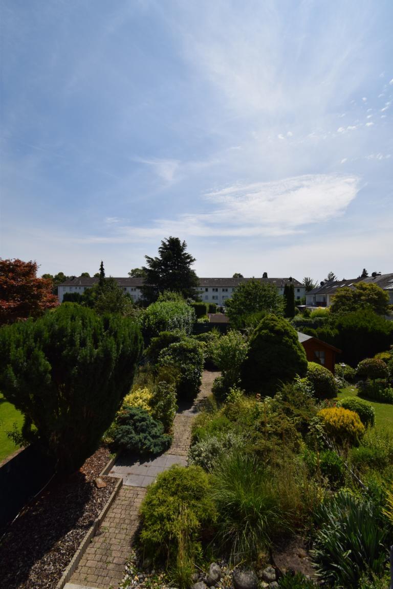 Blick von oben in den Garten Reihenmittelhaus M�nchengladbach