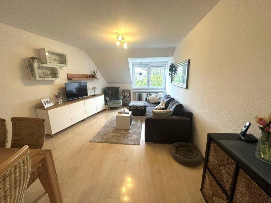 939-5-1-WOHNZIMMER_4179 Dachgeschosswohnung M�nchengladbach