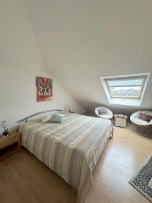 G�ste Zimmer *R E S E R V I E R T ! ! 1 FH-mit Garten, EB-K�che, Carport, Doppelgarage u.v.m. in MG-Hockstein!*