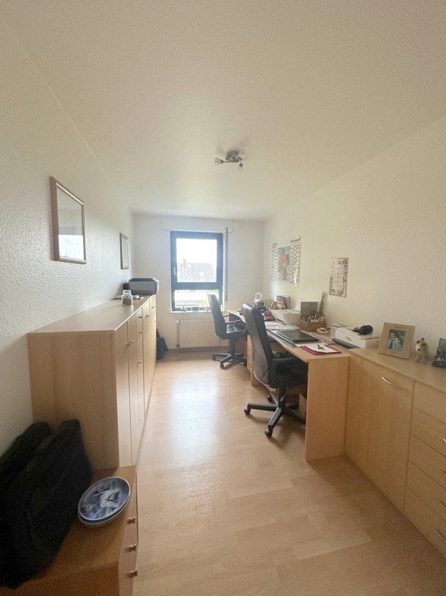 Kinderzimmer oder B�ro Reihenendhaus M�nchengladbach