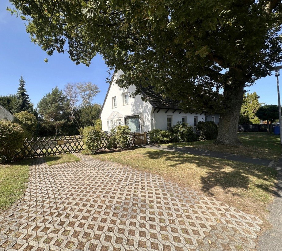 Stellpl�tze Einfamilienhaus M�nchengladbach