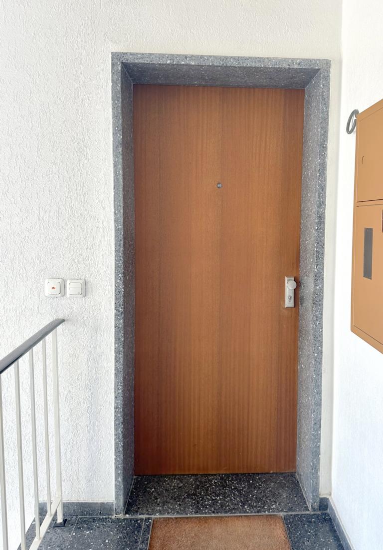 Wohnungseingang Etagenwohnung M�nchengladbach