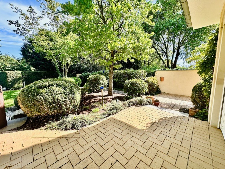 Garten Villa M�nchengladbach / Gro�heide
