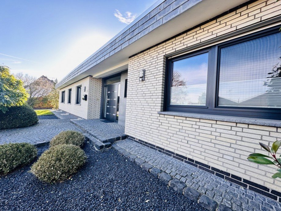 Front Einfamilienhaus Heinsberg