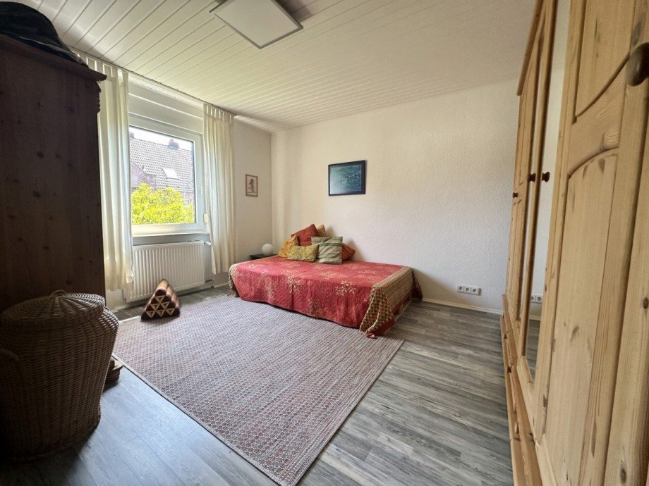 Kleines Zimmer 1. OG Reihenmittelhaus M�nchengladbach