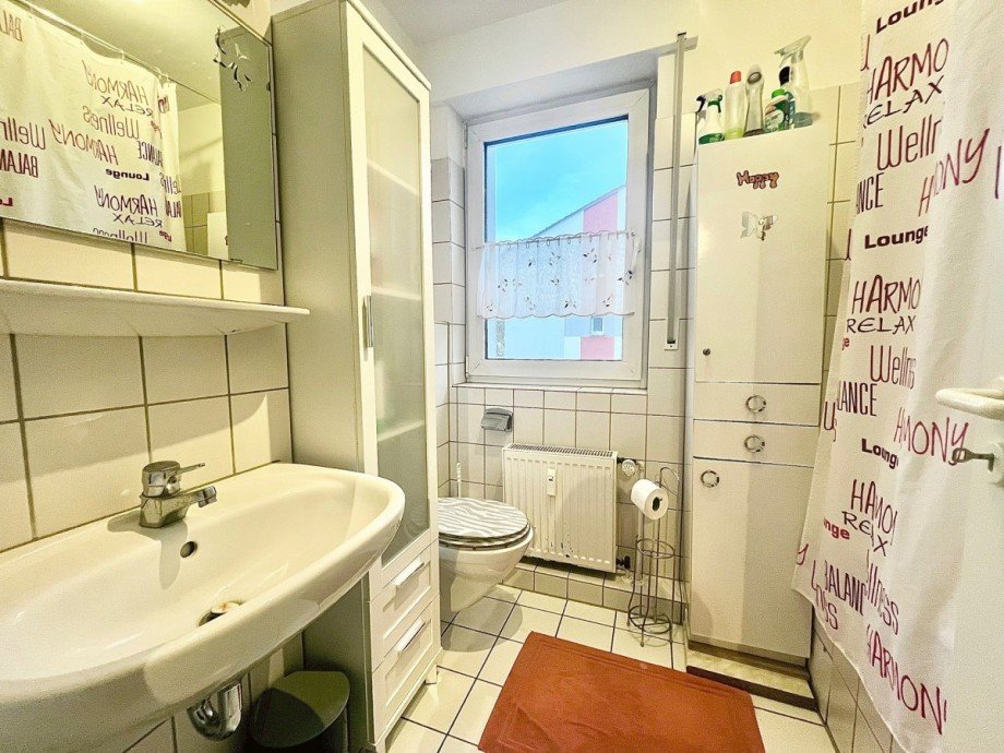 Badezimmer mit Fenster Etagenwohnung M�nchengladbach