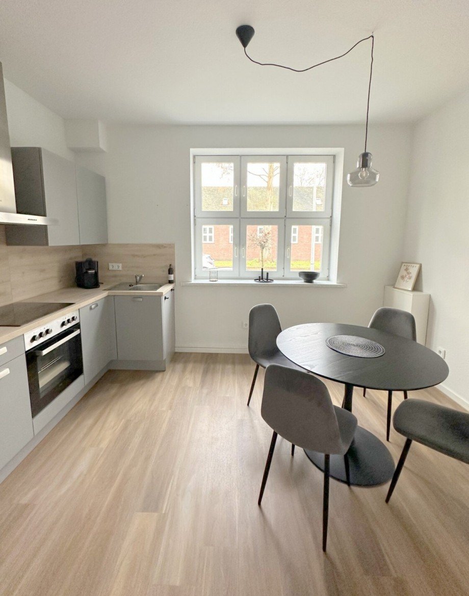 K�che mit Sitzgelegenheit Etagenwohnung M�nchengladbach
