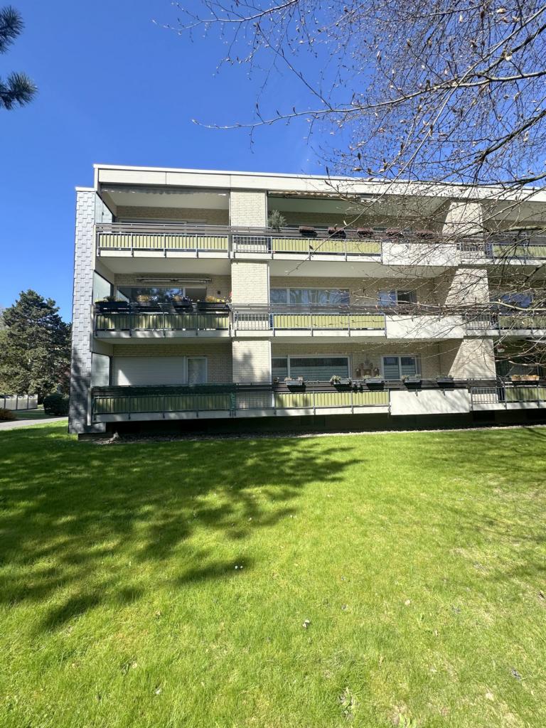 R�ckansicht Etagenwohnung M�nchengladbach