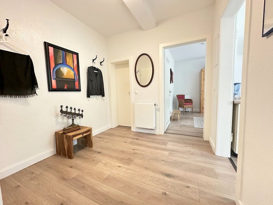 26. Flur 1.OG rechts Mehrfamilienhaus M�nchengladbach