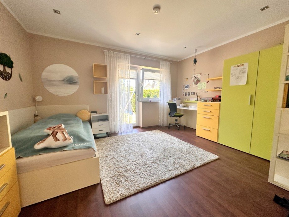 Kinderzimmer Erdgeschosswohnung M�nchengladbach / Mennrath