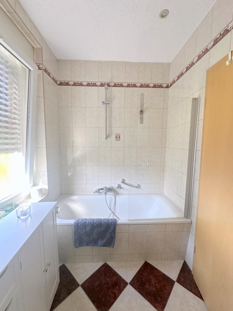 Bad EG1 Mehrfamilienhaus M�nchengladbach