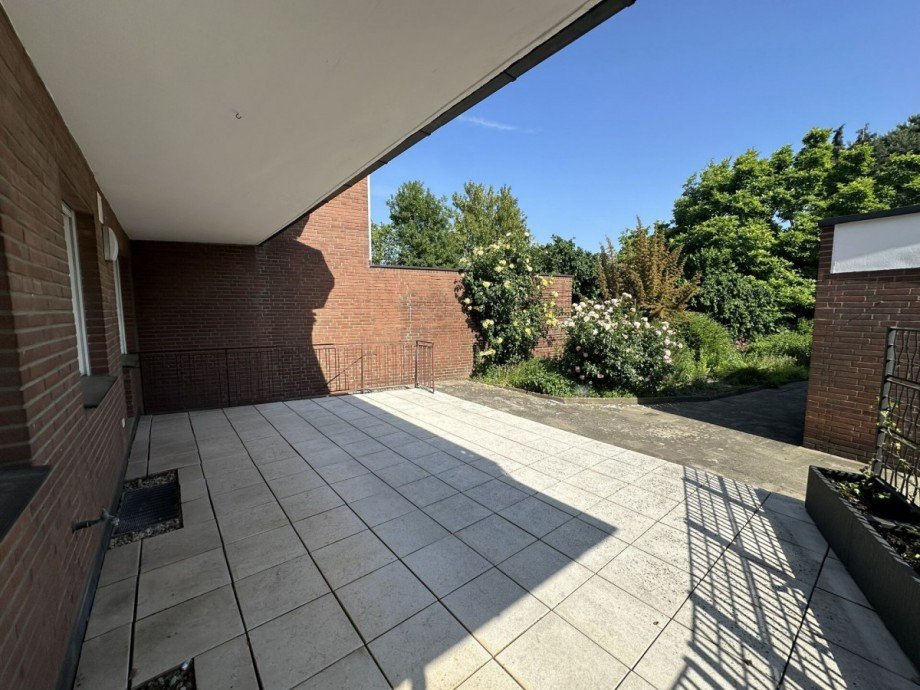 08-TERRASSE_2879-comp - Kopie Erdgeschosswohnung M�nchengladbach