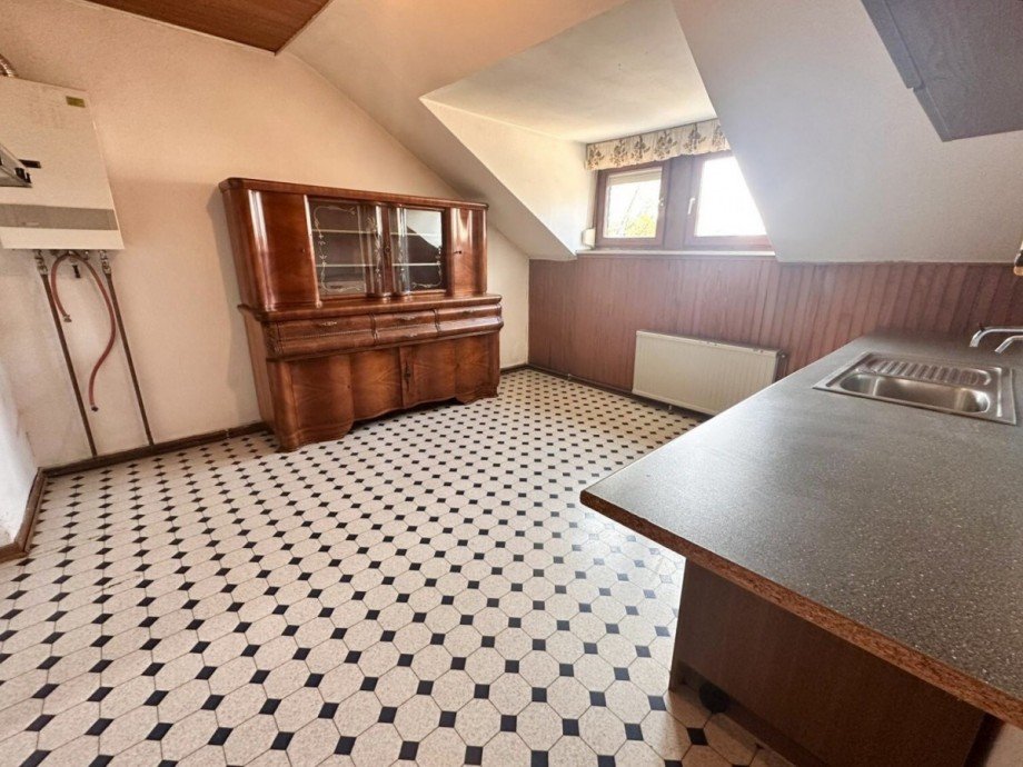 Nutzfl�che DG Mehrfamilienhaus M�nchengladbach