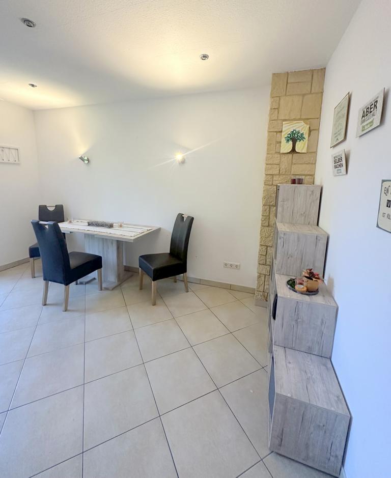 Esszimmer EG Mehrfamilienhaus M�nchengladbach