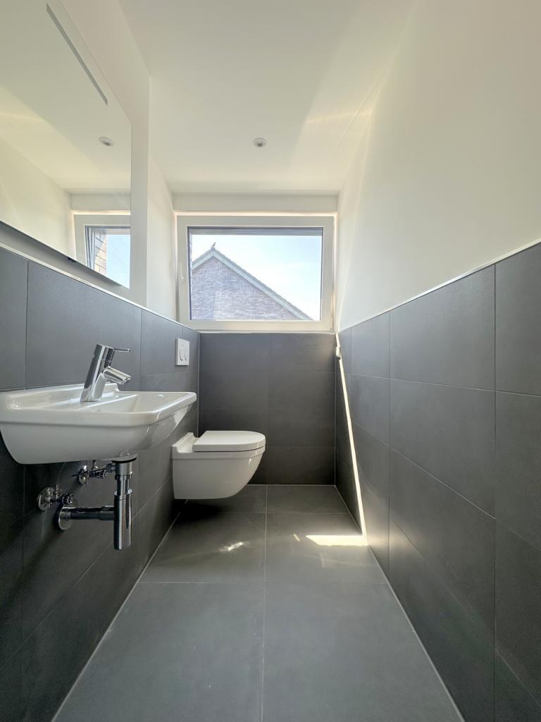 G�ste-WC Maisonettewohnung M�nchengladbach
