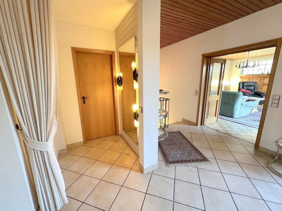 13. Flur Bungalow M�nchengladbach