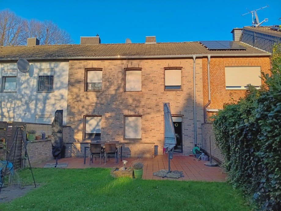 R�ckansicht Reihenmittelhaus M�nchengladbach