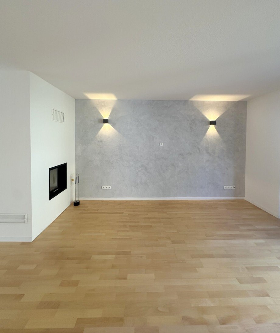 Wohnzimmer mit Kamin Doppelhaush�lfte M�nchengladbach