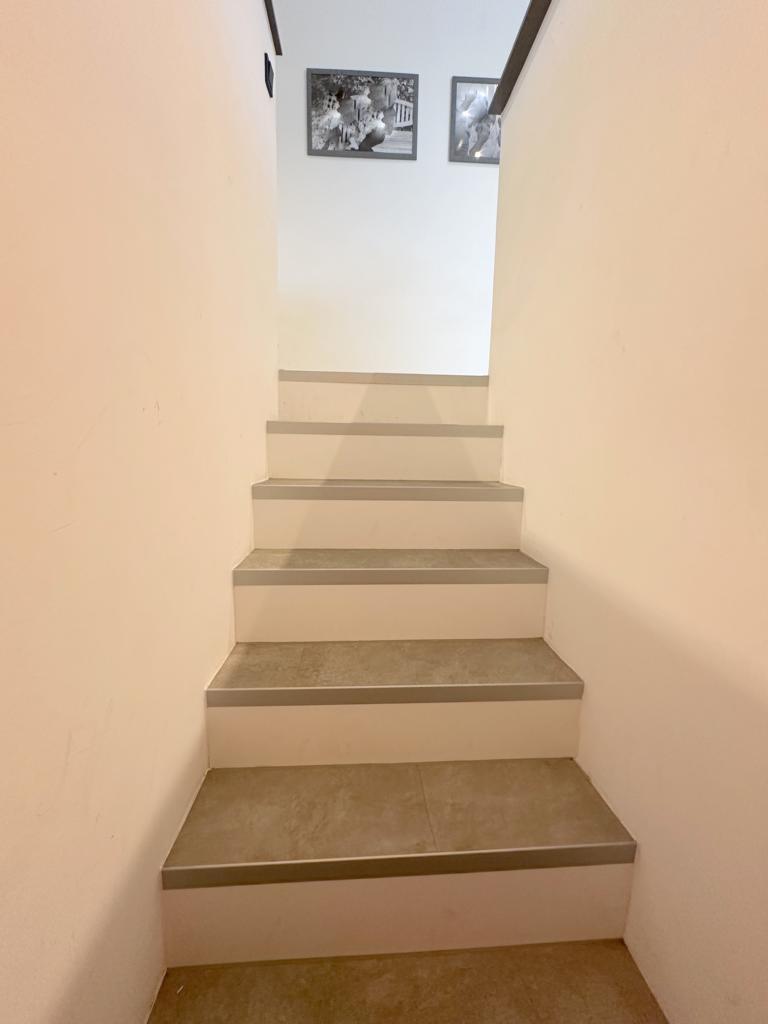 K1024_Zugang zum Keller Einfamilienhaus M�nchengladbach