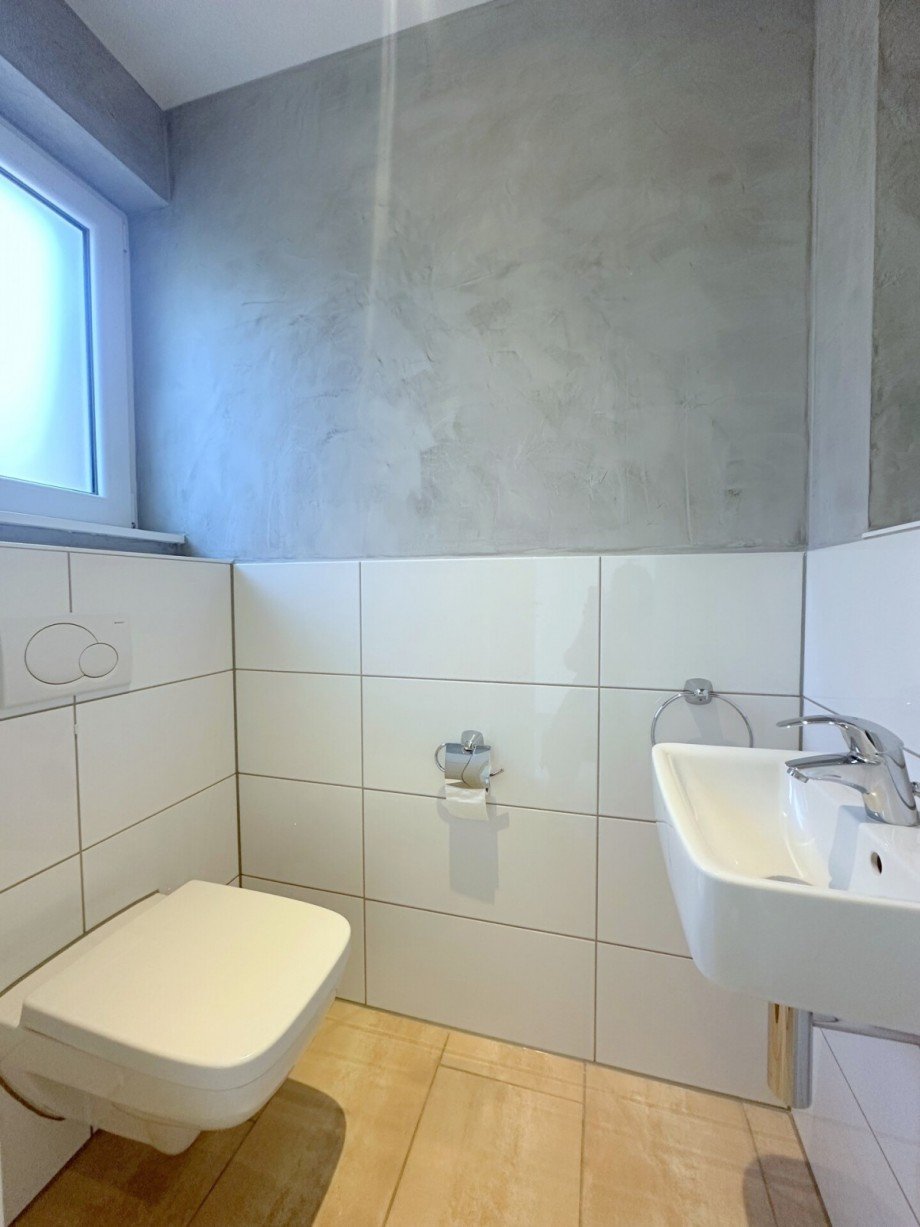 G�ste-WC mit Spachteltechnik Doppelhaush�lfte M�nchengladbach