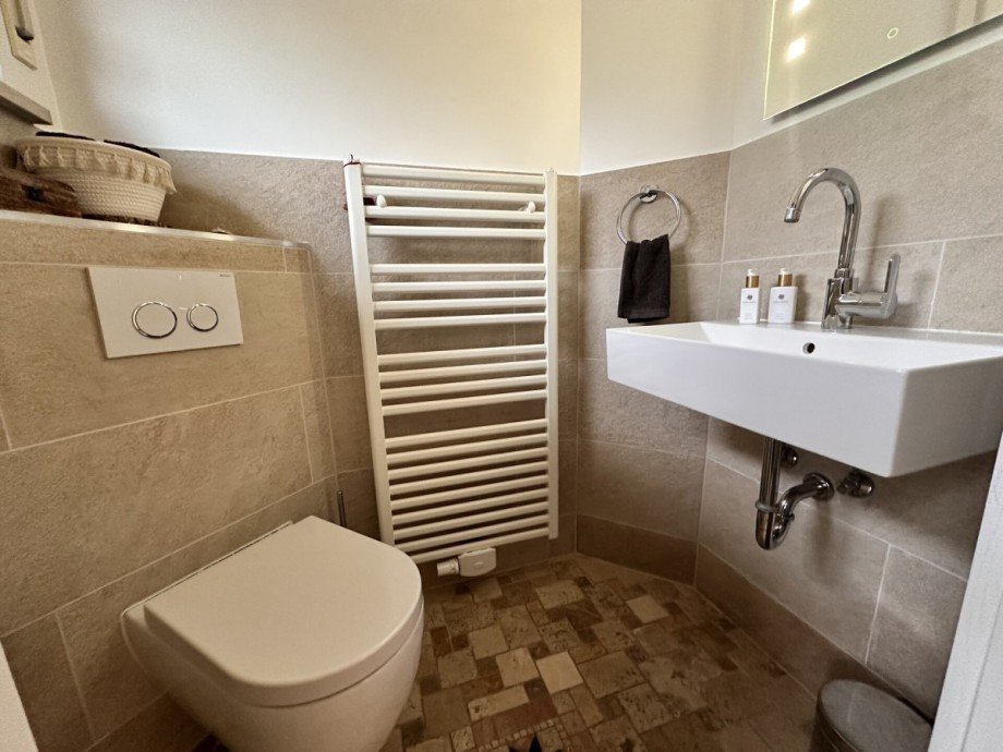 G�ste-WC Doppelhaush�lfte Schwalmtal