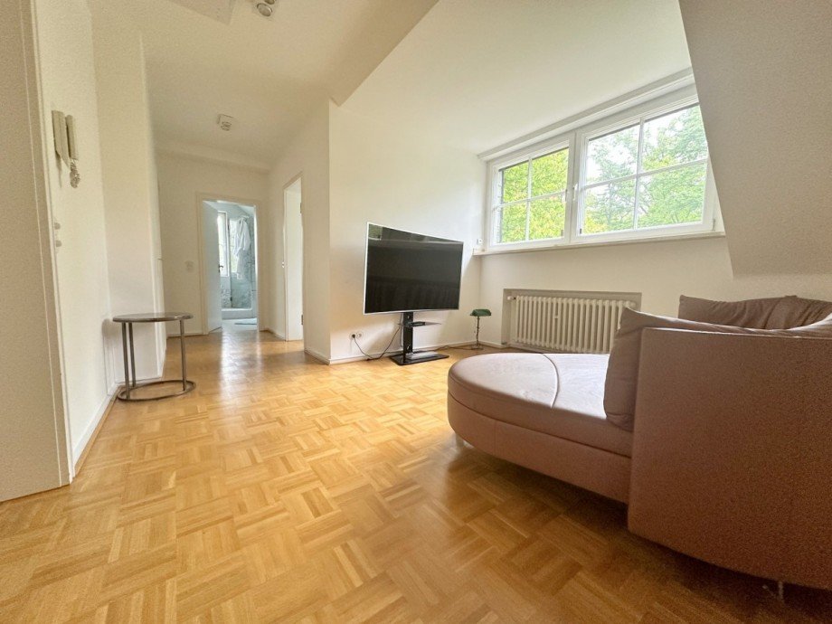 Flur OG Villa M�nchengladbach