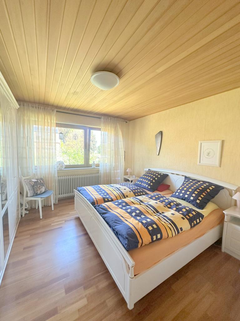Elternschlafzimmer OG Reihenendhaus Wegberg