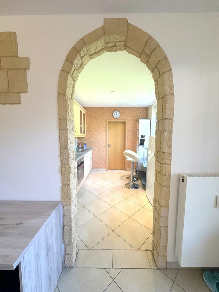 Zugang zur K�che EG Mehrfamilienhaus M�nchengladbach