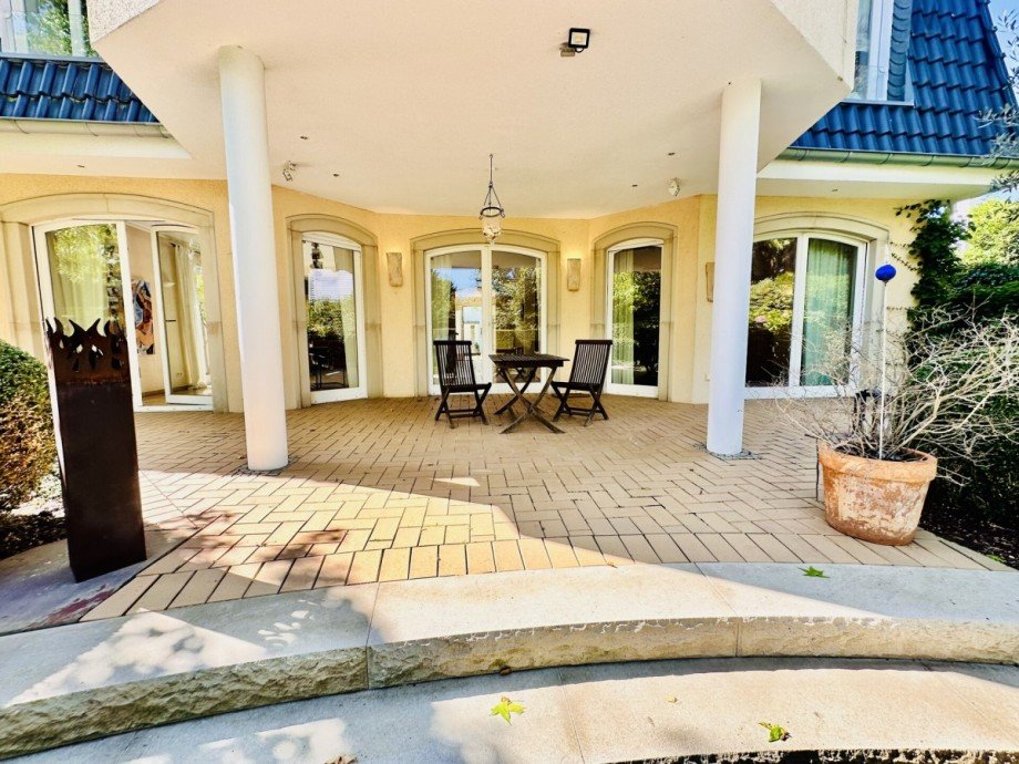 �berdachte Terrasse Villa M�nchengladbach / Gro�heide