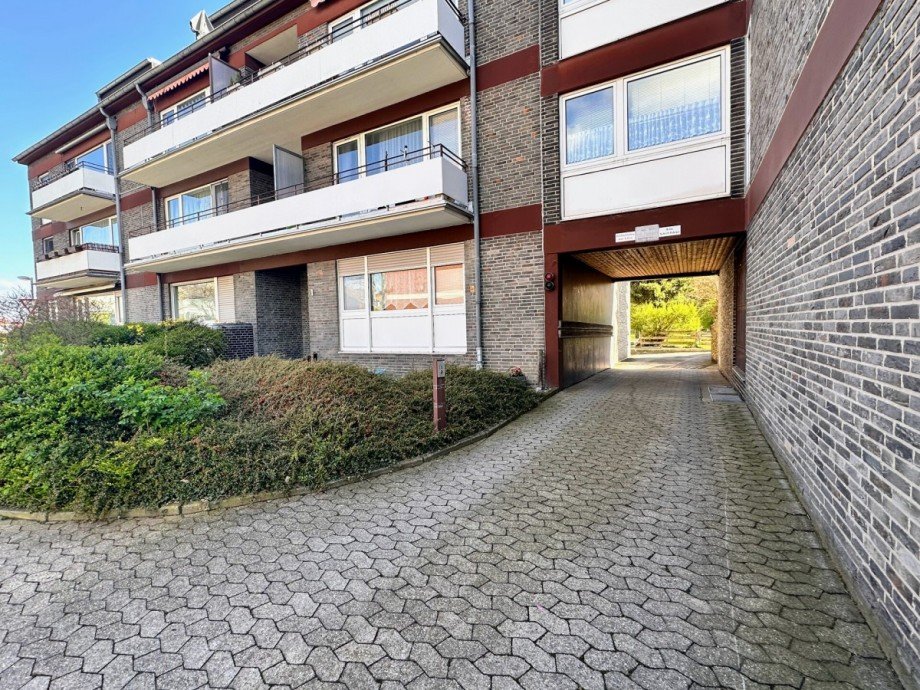 Durchfahrt Etagenwohnung Neuss