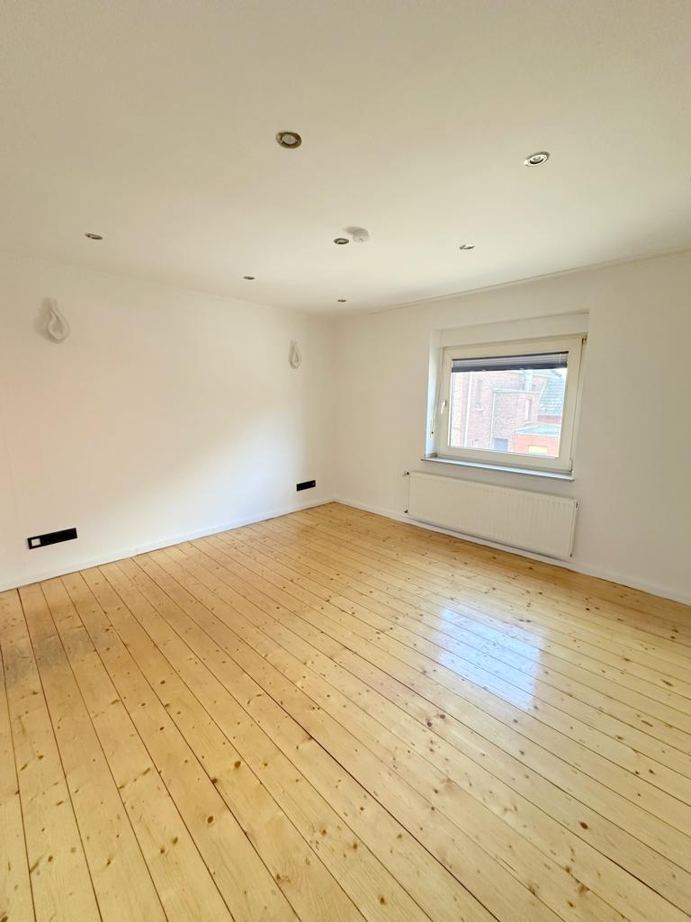 K1024_Wohnzimmer OG Mehrfamilienhaus M�nchengladbach
