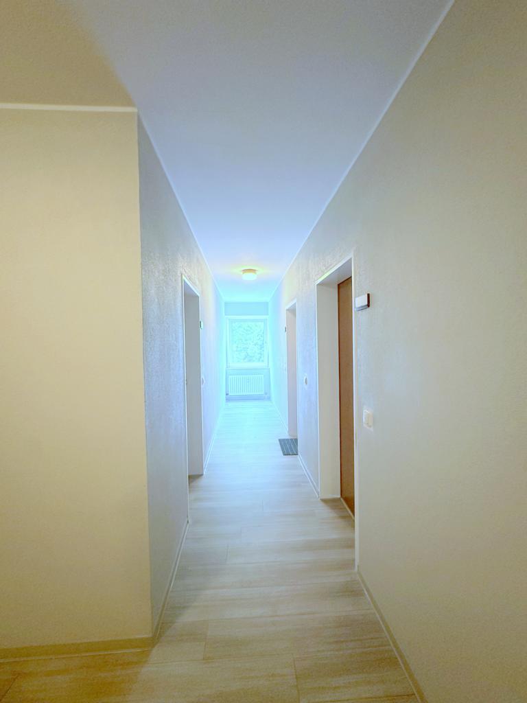 Flur zur Wohnung Etagenwohnung M�nchengladbach