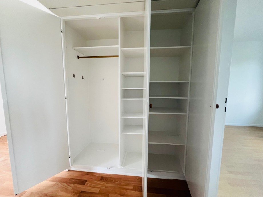Gro�er Einbauschrank Etagenwohnung M�nchengladbach