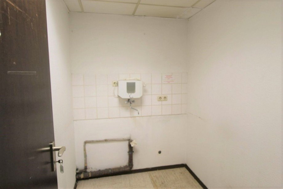 11-K�che B�rofl�che Krefeld