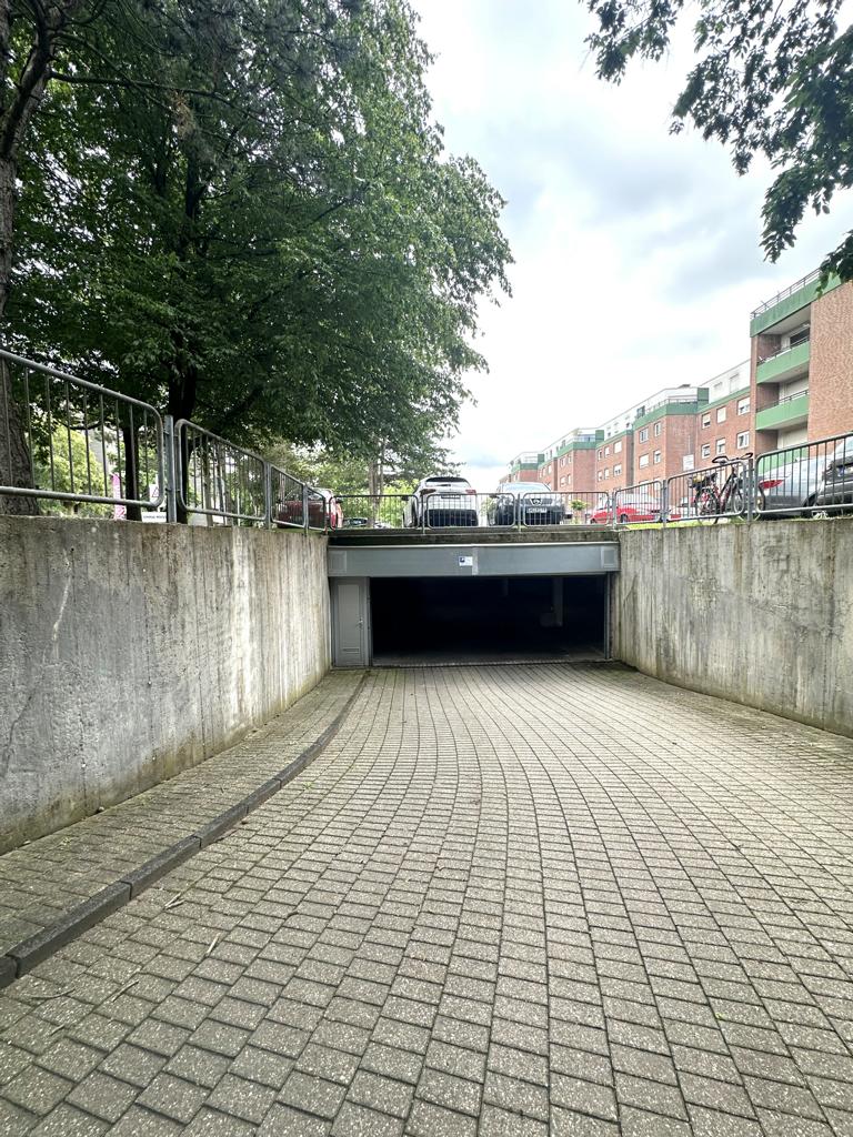 Tiefgaragenzufahrt Etagenwohnung M�nchengladbach