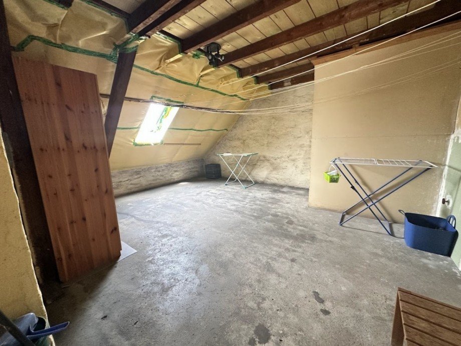 45. ged�mmter Dachboden Mehrfamilienhaus M�nchengladbach